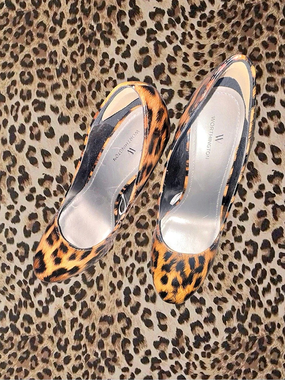 Worthington Leopard Print Pointed Toe Heels US 7